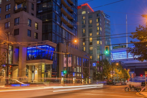 Hotel Blu Vancouver buitenkant